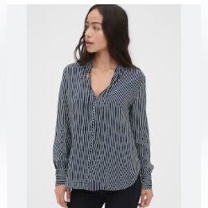 Gap striped tie-neck blouse size small